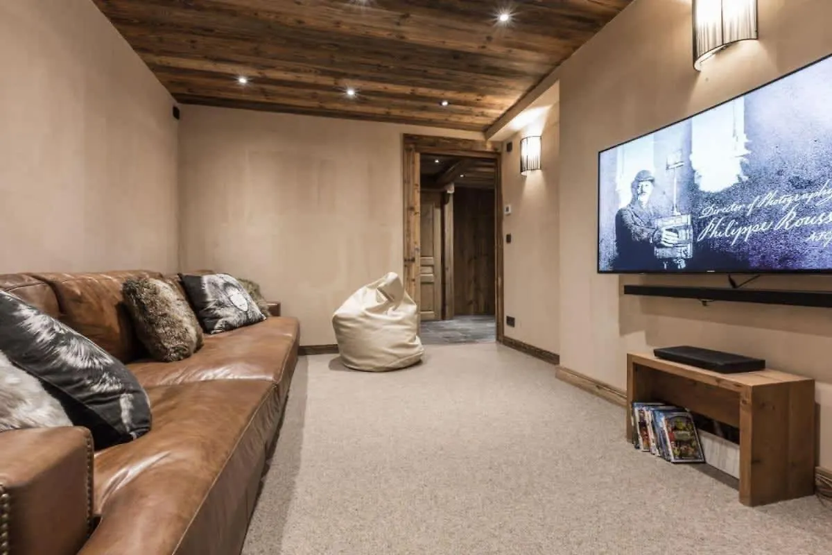 Chalet L'Ourson, Avec Jacuzzi, Sauna, Services Hoteliers Chamonix 0*,  France
