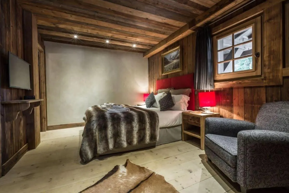 Chalet L'Ourson, Avec Jacuzzi, Sauna, Services Hoteliers Chamonix France